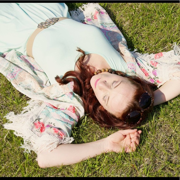 Meet your Posher, Sarah - Picture 2 of 2